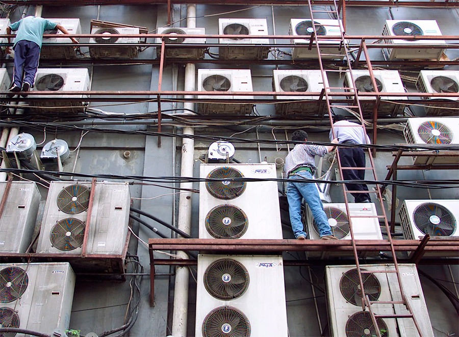 Revisión e instalación de aires acondicionados